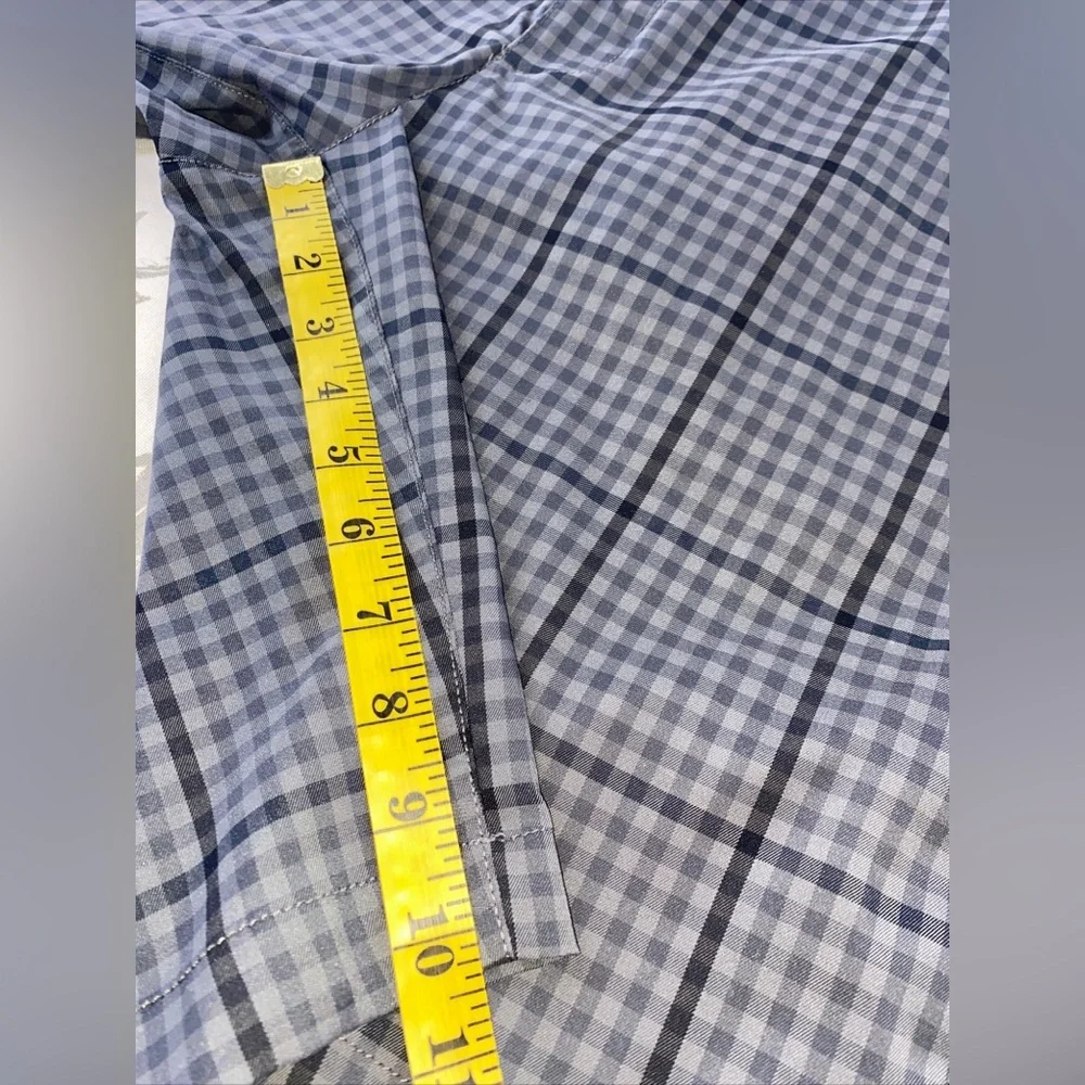 Under Armour good preowned
